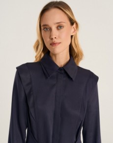 Платье рубашка с акцентными плечами